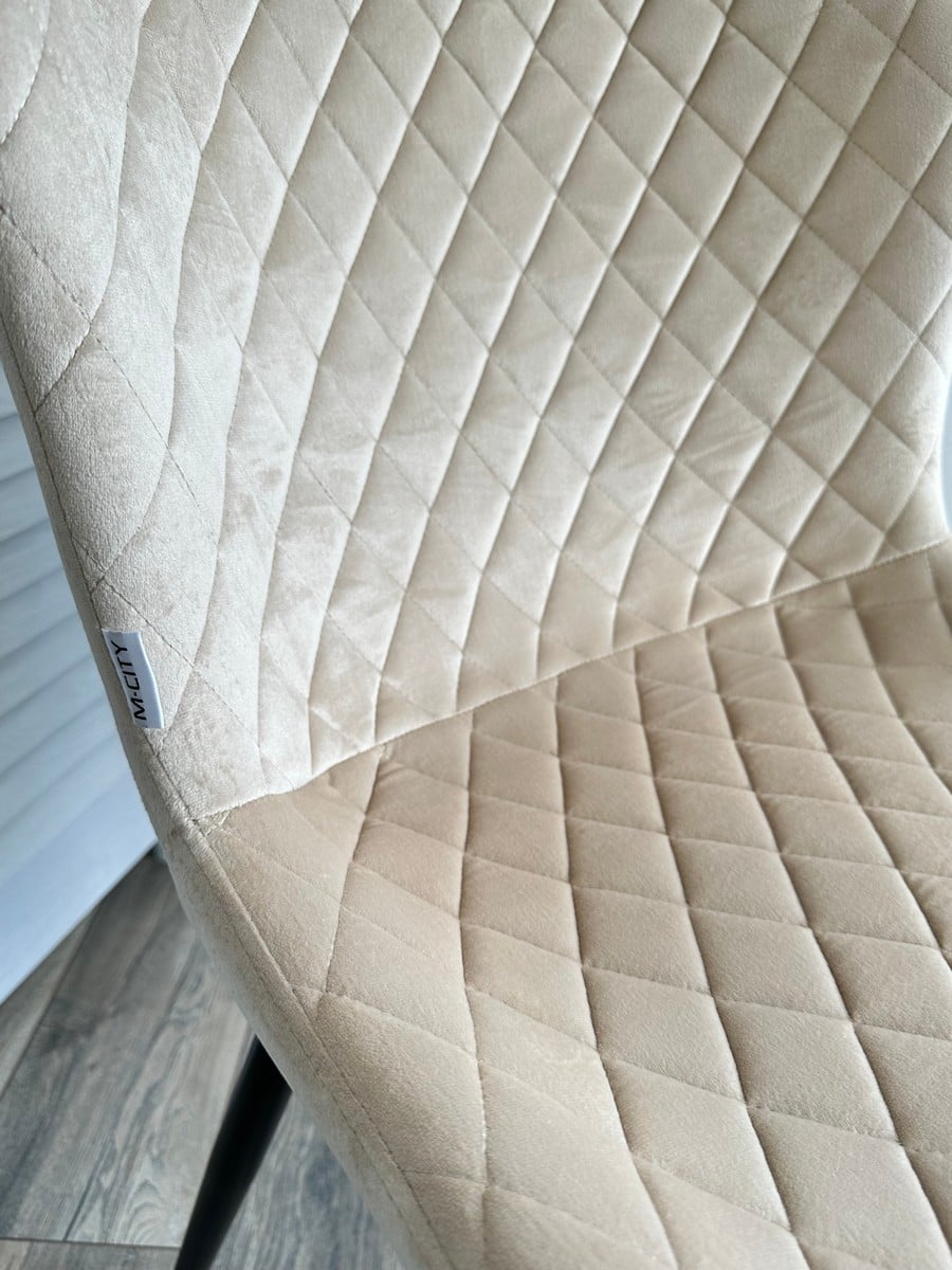  Varese G062-03  ,  /  